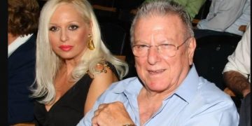 Alldaynews.gr Εύη Καραγιάννη: Ο μεγάλος έρωτας με τον Κώστα Βουτσά και η μάχη με τον καρκίνο