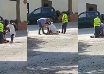 Θεσσαλονίκη: Γυναίκα κατέρρευσε στο προαύλιο του νοσοκομείου μετά τον εμβολιασμό της[video]