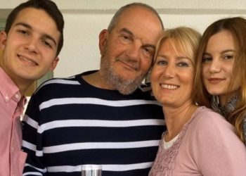 Νατάσα Παζαΐτη-Κώστας Καραμανλής: Τα δίδυμά τους έγιναν 18[video]