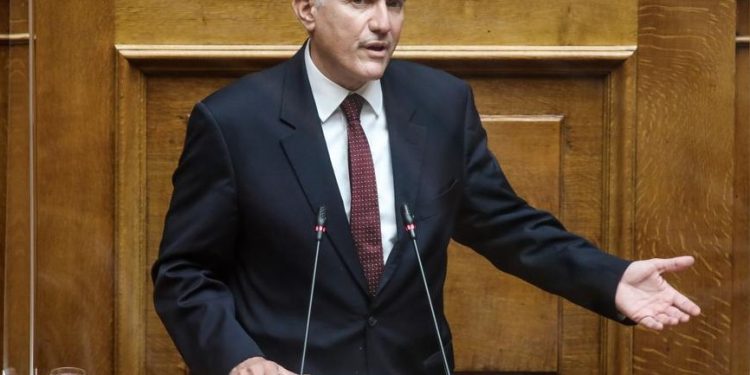 Μανούσος Βολουδάκης-Βουλευτής ΝΔ: «Το 10ωρο μειώνει το κόστος μετακινήσεων»[video]