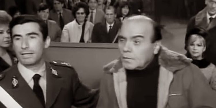 Η σκηνή ελληνικής ταινίας χρειάστηκε να γυριστεί 10 φορές! Έσκαγαν όλοι στα Γέλια![video]