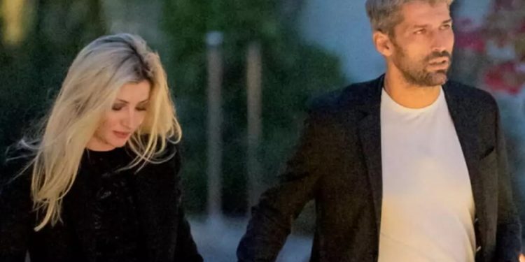 Alldaynews.gr Αλέξης Παππάς: Η σύντροφός του, Alessia, διέγραψε την κοινή φωτογραφία τους στο Instagram
