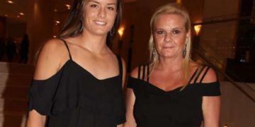 Αγγελική Κανελλοπούλου για Σάκκαρη: Η κόρη μου δεν είναι μόνο καλή αθλήτρια, είναι καλό παιδί