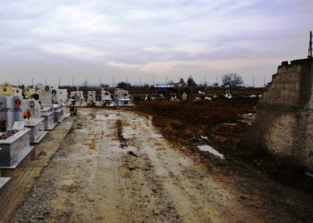 Alldaynews.gr Κατερίνη-Έγκλημα: Τον Σκότωσαν και τον έκαψαν πίσω απο το Νεκροταφείο-Ξεσπάει η αδερφή του θύματος
