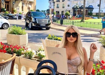 Αλεξάνδρα Παναγιώταρου: «Όταν έχεις τον πλαστικό μες στο σπίτι σου είναι λογικό να σου μπαίνουν ιδέες