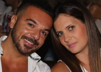 Τριαντάφυλλος: Η σύζυγός του Δήμητρα έγινε… “καπνός” μόλις είδε τις κάμερες![video]
