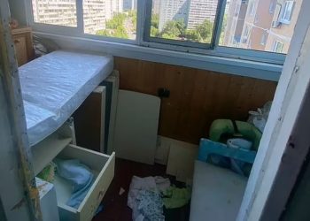 Τους χτύπησαν το κουδούνι και τους ανακοίνωσαν ότι το παιδί τους έπεσε από τον 14ο όροφο