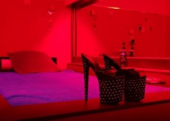 Οίκοι Ανοχής: Ανοίγουν χωρίς χειραψίες, με ανοιχτά παράθυρα και Χρονόμετρο!!