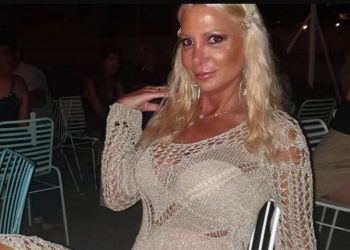 Στέλλα Μπεζαντάκου: Ανέβασε προκλητικό video από την παραλία![Δείτε το]