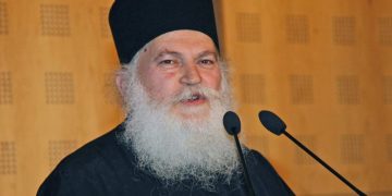 Κρίσιμες ώρες για τον ηγούμενο της Μονής Βατοπεδίου, Εφραίμ