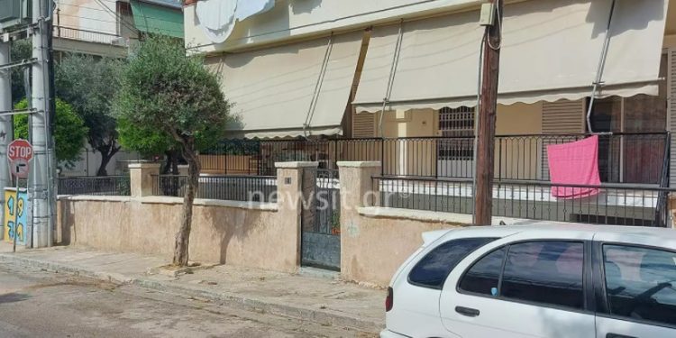 Δολοφονία στην Αγία Βαρβάρα: «Όπου την έβρισκε, τη σκότωνε στο ξύλο»-Σοκαριστικές μαρτυρίες