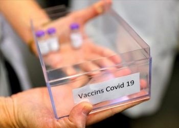 Κορωνοϊός: Ποιοι θα χρειαστούν τρίτη δόση Pfizer – Τι λένε βρετανοί επιστήμονες