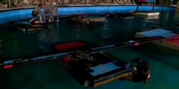 Alldaynews.gr Survivor: Η στιγμή που ο Ηλίας Μπόγδανος κατεβάζει το παντελόνι του Κόρο (video)