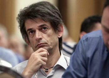 Νίκος Καρανίκας: Δοκίμασα σκληρά ναρκωτικά, αλλά για λόγους ..έρευνας! Πως μπήκε φυλακή[video]