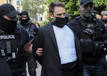 Τα “φορτώνει” στην Καρολάιν ο 32χρονος: “Είπε για μένα και τη Λυδία να ψοφήσετε και οι δύο”