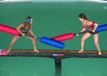 Survivor: Ήρθαν στα χέρια Καρολίνα και Μαριαλένα