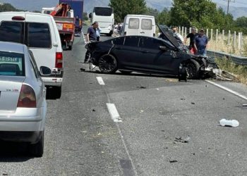 Alldaynews.gr Τρομερό τροχαίο στην εθνική οδό Λάρισας – Τρικάλων (φώτο)