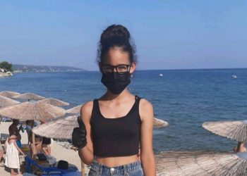 Χαλκιδική: Αυτή είναι η 12χρονη Λεμονιά που έγινε ηρωίδα μέσα από μια δραματική διάσωση σε παραλία