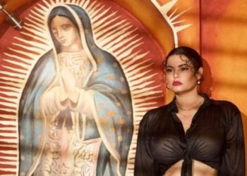 Μαρία Κορινθίου: Η απάντησή της μετά τον χαμό για την πόζα δίπλα στην Παναγία (pic)