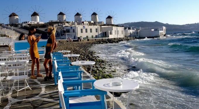 Alldaynews.gr Μύκονος: Βράζουν οι επιχειρηματίες – Ποιες περιοχές απειλούνται επίσημα με lockdown (vids)