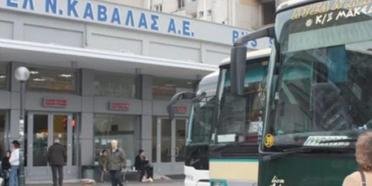 Alldaynews.gr Γυναίκα μαχαίρωσε άνδρα σε λεωφορείο του ΚΤΕΛ στην Καβάλα