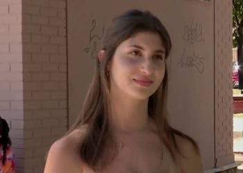 Πανελλαδικές 2021: Η πρώτη των πρώτων-Με 19,9 στη Νομική![video]