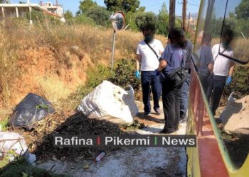 Λαγονήσι: Γυναίκα βρέθηκε νεκρή δίπλα σε κάδους σκουπιδιών[photos]