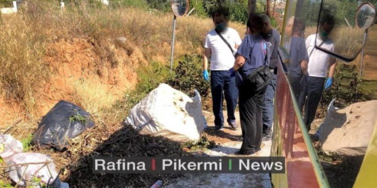 Λαγονήσι: Γυναίκα βρέθηκε νεκρή δίπλα σε κάδους σκουπιδιών[photos]