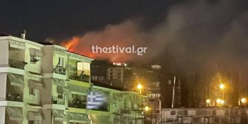 Θεσσαλονίκη: Μεγάλη φωτιά κοντά στη Νέα Ευκαρπία[video]