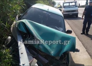 Σώθηκε από θαύμα η οικογένεια που έπεσε με το αυτοκίνητο στις μπάρες