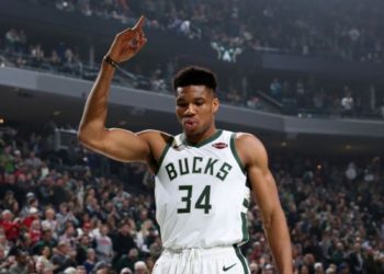 Συγκλονιστικός Γιάννης: Η μαμά μου πουλούσε πράγματα στους δρόμους-Να πιστεύετε στα όνειρά σας