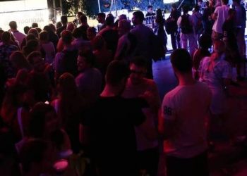 Alldaynews.gr Μόνο με καθήμενους από 8 Ιουλίου οι χώροι διασκέδασης – Κυρώσεις από την 1η παράβαση