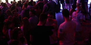 Alldaynews.gr Μόνο με καθήμενους από 8 Ιουλίου οι χώροι διασκέδασης – Κυρώσεις από την 1η παράβαση