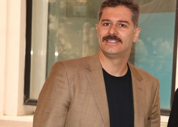 Στο νοσοκομείο ο ηθοποιός Αλέξανδρος Μπουρδούμης