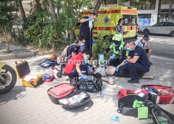 Θεσσαλονίκη: ΕΚΑΒίτες επανέφεραν στη ζωή 36χρονο που είχε πάθει ανακοπή καρδιάς