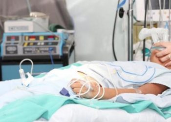 Κρήτη: Κρίσιμες ώρες για 16χρονο παιδί-Χτύπησε τον αυχένα του σε βουτιά