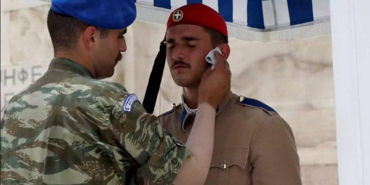 Alldaynews.gr εύζωνας