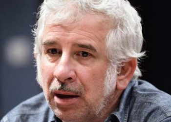 Alldaynews.gr Πέτρος Φιλιππίδης σε κρίση πανικού : «Θα αυτοκτονήσω! Δεν μπορεί να μου συμβαίνει αυτό»