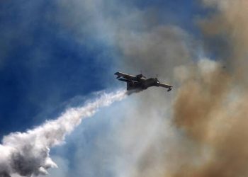 Καίγεται η Αχαΐα: Εκκενώνονται χωριά-Καιγονται σπίτια-Σε ετοιμότητα Νοσοκομεία(video)