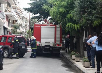 Τραγωδία Πριν Λίγο: 22χρονος Κάηκε ζωντανός μέσα σε μονοκατοικία[Οι Πρώτες Εικόνες]