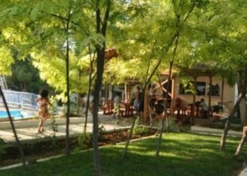 Κρούσματα κορονοϊού και σε κατασκήνωση στο Καπανδρίτι – Κλείνουν σε Χανιά και Χαλκιδική