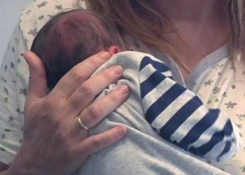 Κρήτη-Κορονοϊός: Μωρομάνα πήγε να κάνει το εμβόλιο και έμεινε άφωνη μόλις άκουσε τα λόγια του γιατρού