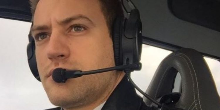 Δολοφονία Καρολάιν: Η πολυτελής ζωή του πιλότου και το «καρτέλ ναρκωτικών»-Τι λένε τα Βρετανικά μέσα