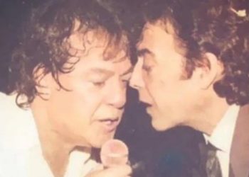 Συγκλονισμένος ο Γιάννης Πάριος με τον θάνατο του Τόλη Βοσκόπουλου: Κάτι τέτοιες ώρες νιώθω μοναξιά