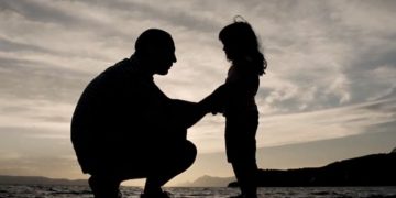 Alldaynews.gr Ποιοι πατέρες δικαιούνται άδεια 14 ημερών-Από πότε ισχύει