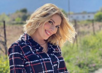 Σμαράγδα Καρύδη