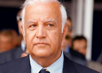 Νίκος Ταβουλάρης