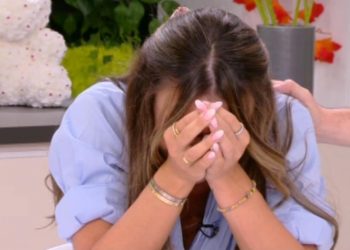 Επική γκάφα από την Ελένη Τσολάκη στον αέρα