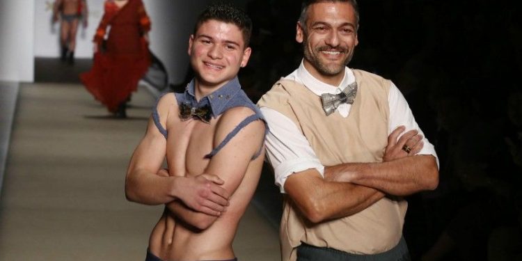 Alldaynews.gr Στέλιος Κρητικός: Πρώτος των πρώτων ο μικρότερος γιος του στις Πανελλαδικές