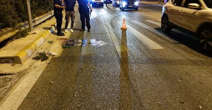 Τραγωδία τα ξημερώματα στη Βάρκιζα: Νεαρός σκοτώθηκε όταν το μηχανάκι του καρφώθηκε σε ΙΧ (ΦΩΤΟ)